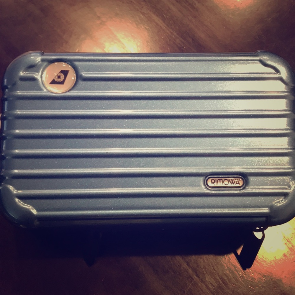Brand New Blue Rimowa Amenity Kit Eva Air